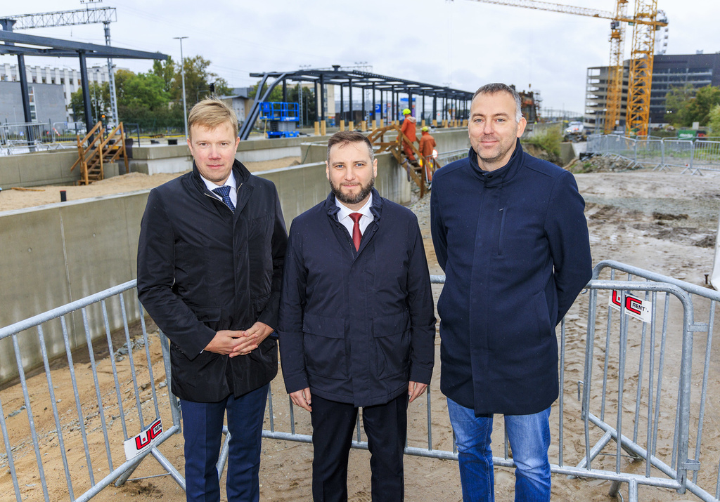 Rail Baltic Estonia kuulutas välja kaks suurt hanget, mille koguväärtus võib ületada 1 miljard eurot, kindlustades raudteeühenduse loomise Eesti ja ülejäänud Eu